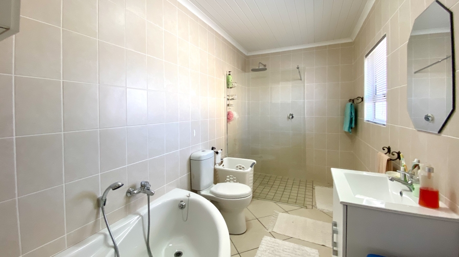 3 Bedroom Property for Sale in Port Owen Western Cape